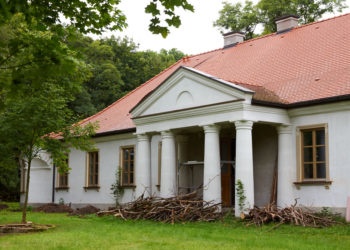 Manor in Chojne