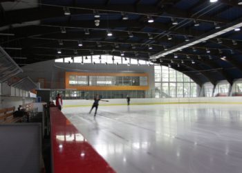 “Bombonierka” Ice rink